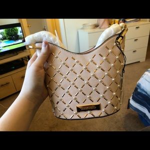 Pink pearl bucket bag